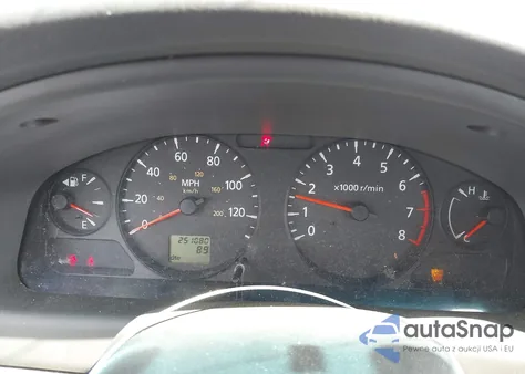 2005 Nissan Sentra 1.8S z USA, uszkodzony, nr VIN 3N1CB51D65L476658